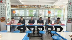 家校協(xié)同，專業(yè)賦能，共筑校園“舌尖安全”防線